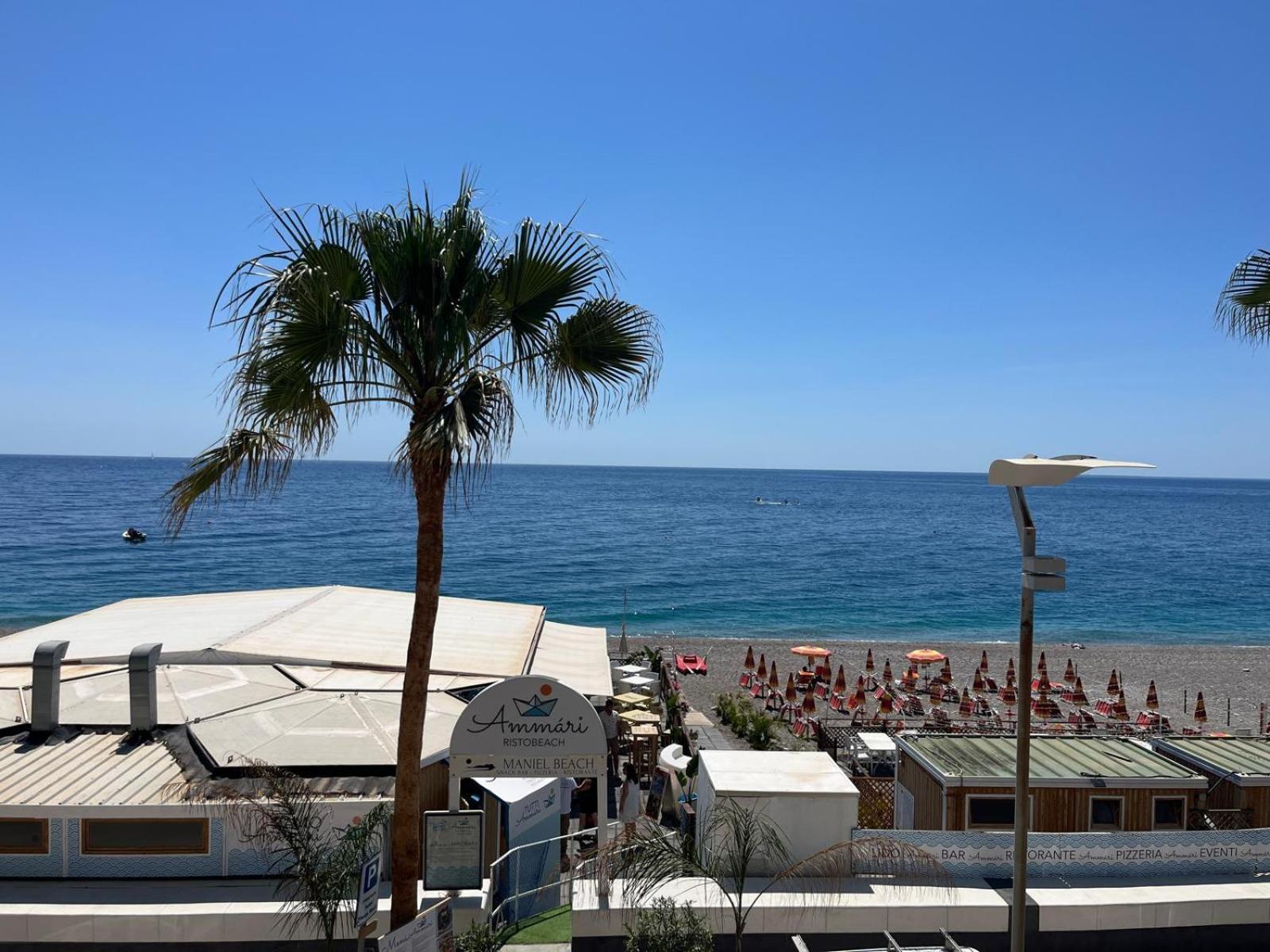 Maniel Beach Hotel Letojanni Exteriér fotografie